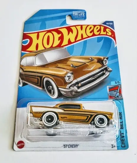 Hot Wheels 2022 Chevy Bel-Air Series 3 of 5 1957 Chevy Gold