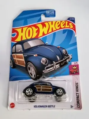 Hot Wheels 2022 Compact Kings 2 of 5 Volkswagen Beetle Blue HCV26
