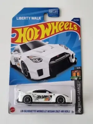 75ccffaa-1000000251.webp Hot Wheels 2022 HW Dream Garage 5 of 5 LB-Silhouette Works GT Nissan 35GT-RR Ver.2 white