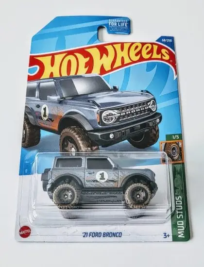 Hot Wheels 2022 Mud Studs 1 of 5 2021 Ford Bronco Gray HCT70
