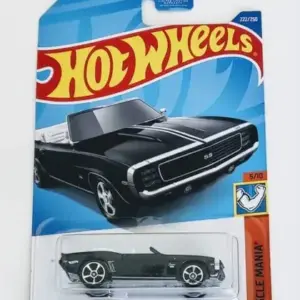 Hot Wheels 2022 Muscle Mania 5 of 10 1969 Camaro Convertible black HCV72