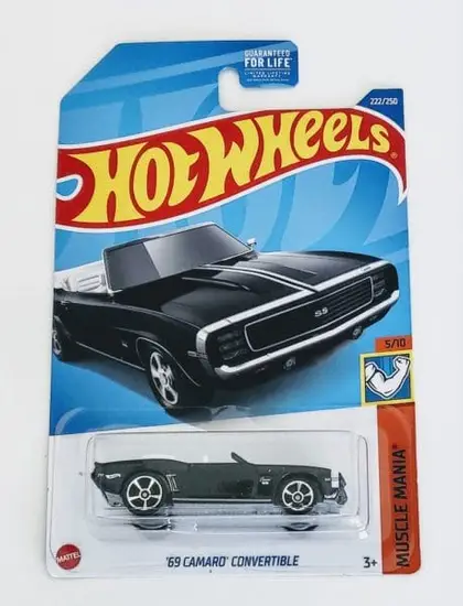 Hot Wheels 2022 Muscle Mania 5 of 10 - 1969 Camaro Convertible black
