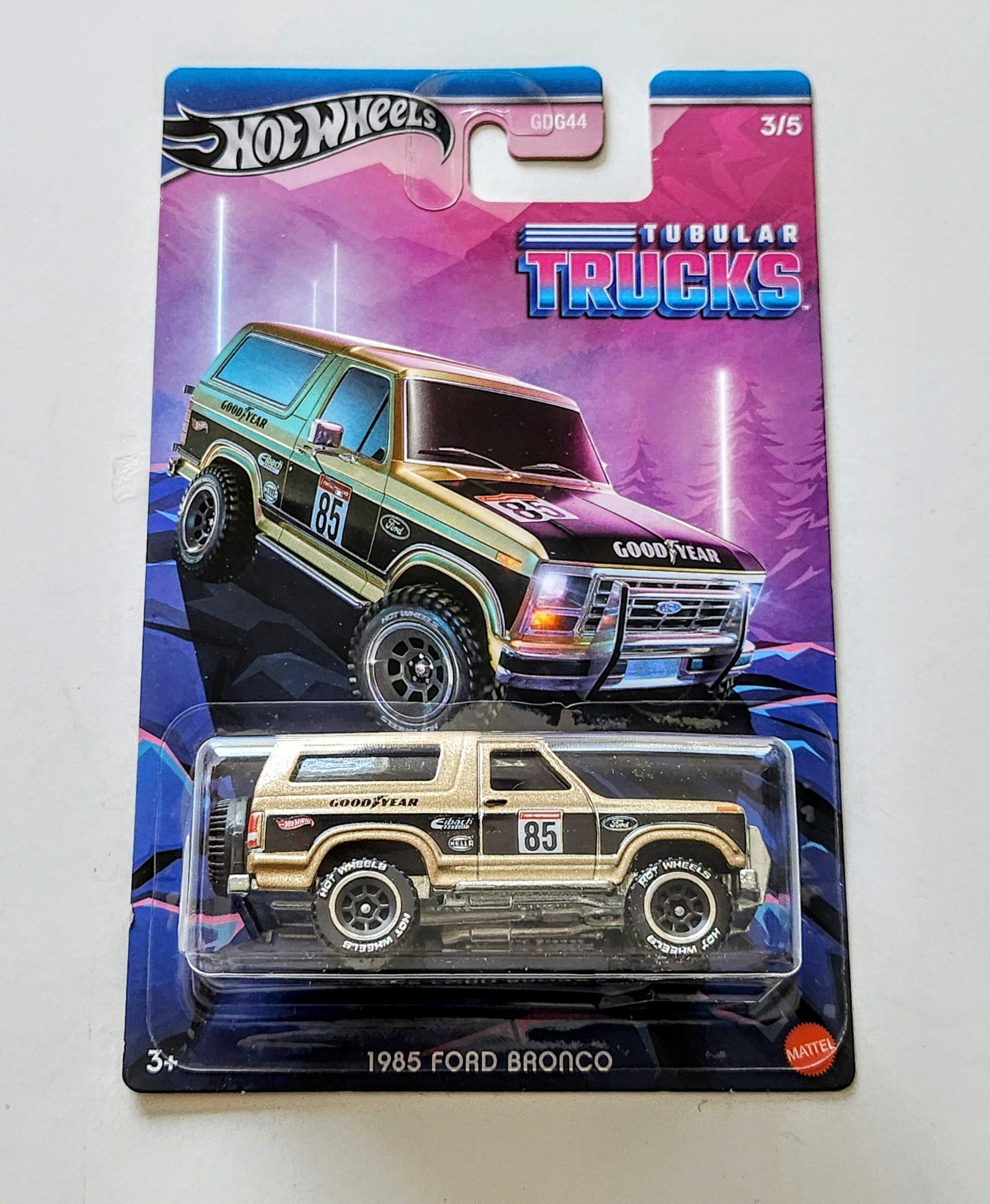 Hot Wheels 2024 Tubular Trucks GDG44-957G complete set of 5 Hot Wheels 2024 Tubular Trucks GDG44-957G complete set of 5