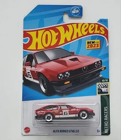 Hot Wheels 2023 Retro racers 10 of 10 Alfa Romeo GTV6 3.0 Red HKG48