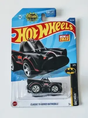 7b38623b-3206.webp Hot Wheels 2022 Batman Series 3 of 5 Classic TV Series Batmobile Black (tooned) HCT04