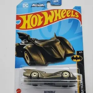 Hot Wheels 2023 Batman Series 4 of 5 Brave and the Bold Batman copper gold HKJ75