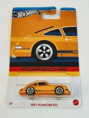 Hot wheels Silver series 2023 Porsche Series 2 of 6 - 1971 Porsche 911 sun flower yellow HRW57
