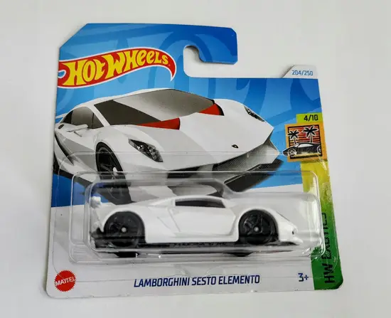 Hot Wheels 2024 HW Exotics 4 of 10 Lamborghini Sesto Elemento white HTC23