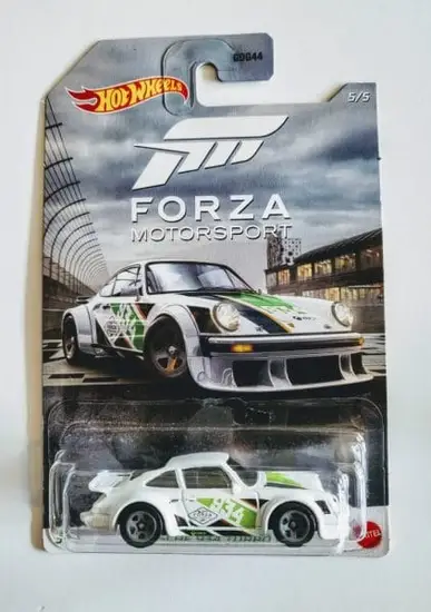 Hot Wheels 2020 Forza Motorsport 5 of 5 Porsche 934 Turbo RSR GJV71