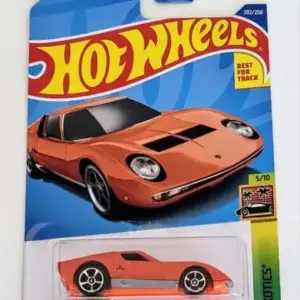 Hot Wheels 2022 HW Exotics 5 of 10 Lamborghini Miura SV orange HCV34