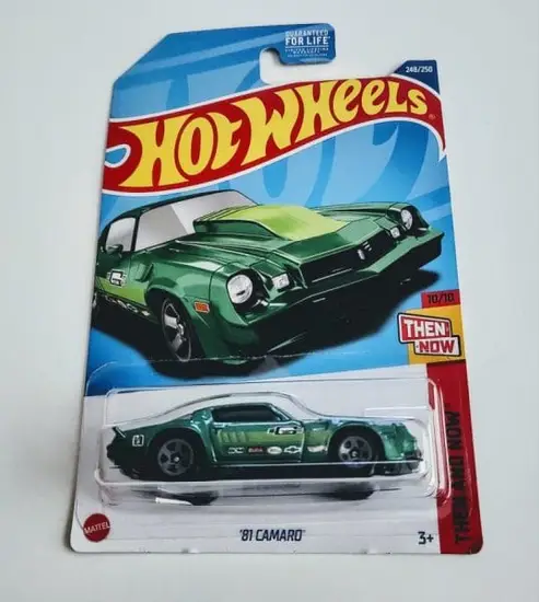 Hot Wheels 2022 Then and Now 10 of 10 1981 Camaro green HCV81