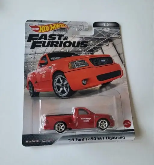 Hot Wheels 2022 Replica Entertainment 1 of 5 Fast furious 1999 Ford F-150 SVT Lightning Red HCP13