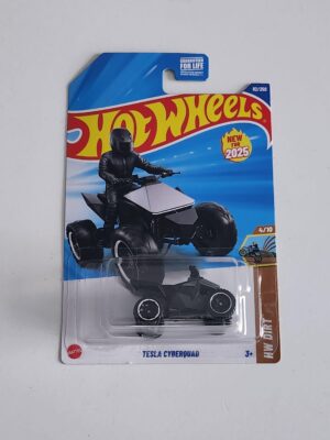 Hot wheels 2025 HW Dirt 4 of 10 Tesla CyberQuad HYW31
