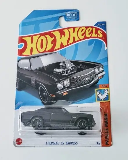 Hot Wheels 2022 Muscle Mania 8 of 10 Chevelle SS Express black