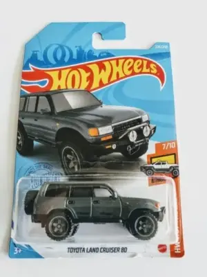 99e7e534-20211002_135248.webp Hot Wheels 2021 HW Hot Trucks 7 of 10 Toyota Land Cruiser 80 gray