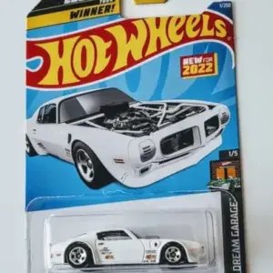 Hot Wheels 2022 Dream Garage  1 of 5 1970 Pontiac Firebird white HCT05