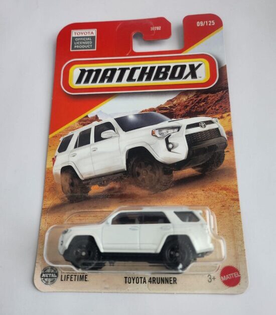 Matchbox 2025 - Toyota 4Runner white
