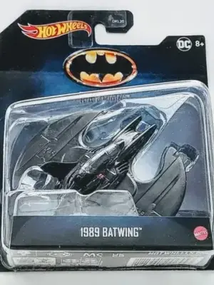 9d66f563-1000003841-scaled-e1724077700412.webp Hot wheels 2023 Batman Premium 1:50 scale - 1989 Batwing HFD81