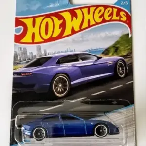 Hot Wheels 2022 Luxury Sedan Series 2 of 5 Lamborghini Estoque blue HDH13
