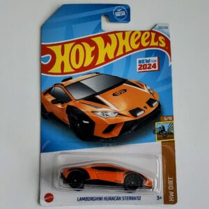 Hot wheels 2024 HW Dirt 6 of 10 Lamborghini Huracan Sterrato orange HRY87