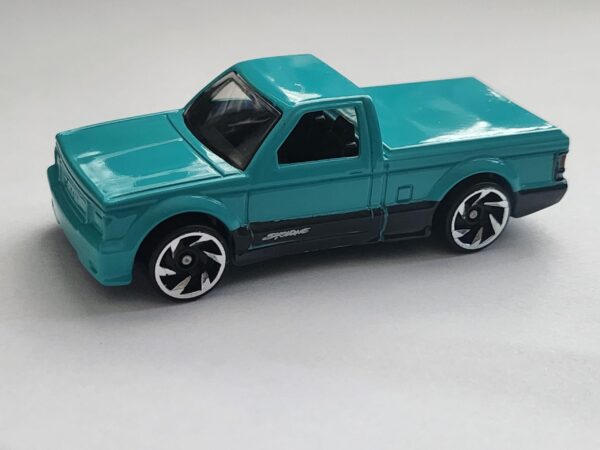 Hot wheels 2024 Multi-pack exclusive 1991 GMC Syclone teal blue GHB35
