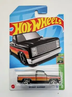 Hot Wheels 2023 HW Slammed 1 of 5 - 1983 Chevy Silverado brown HKJ06