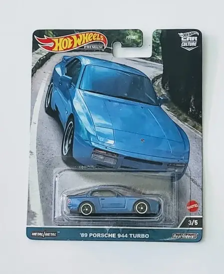 Hot wheels 2023 Car Culture Canyon Warriors 3 of 5 1989 Porsche 944 Turbo blue HKC56