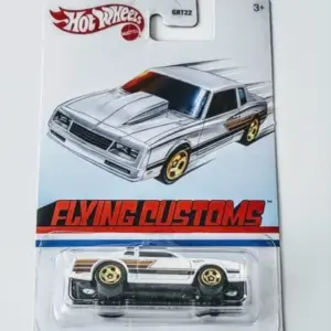 Hot Wheels 2022 Flying Customs 1986 Monte Carlo SS White HDG58