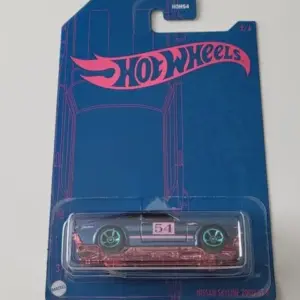 Hot Wheels 2022 54th Anniversary Pearl and Chrome Series Mix 2 - 2 of 6 Nissan Skyline 2000GT-R HDH62