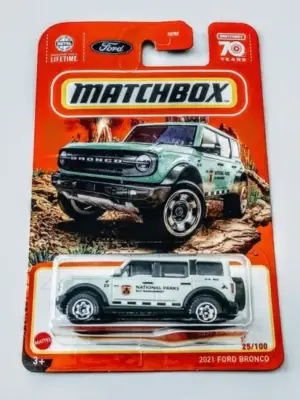 Matchbox 2023 MBX Off road 25 of 100 - 2021 Ford Bronco National Park  Green HLD22