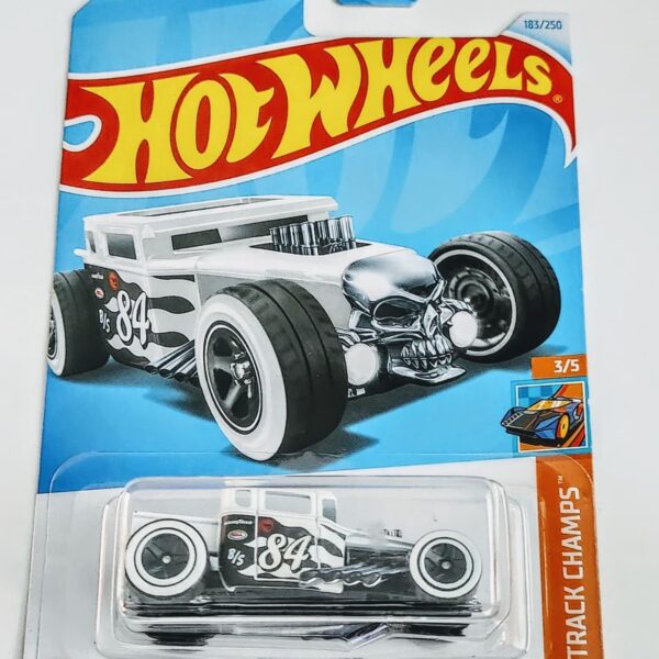 Hot Wheels 2024 HW Track champs 3 of 5 Bone shaker white HTF24 K case T-hunt)