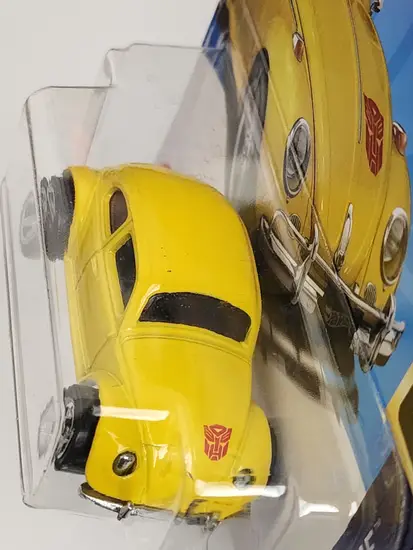 Hot wheels 2024 HW Screen Time 9 of 10 Transformers G1 Bumblebee yellow short card HTB35