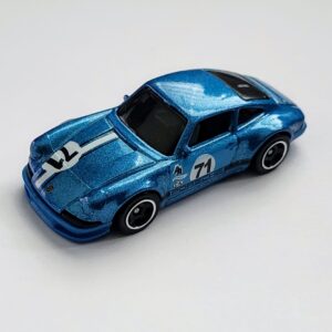 Hot wheels 2025 Multi-pack exclusive 1971 Porsche metallic blue FJV41