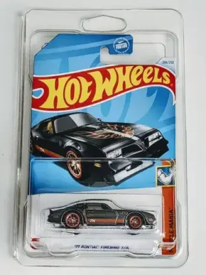 Hot Wheels 2024 Muscle Mania 4 of 5 1977 Pontiac Firebird T/A (Trans-Am) black  Super Treasure Hunt HTF40 w/ protector