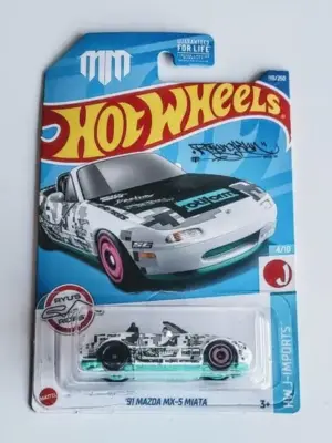 Hot Wheels 2022 HW J-imports 4 of 10 1991 Mazda MX-5 Miata HCV77