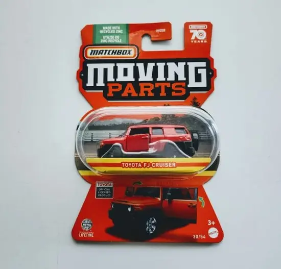 Matchbox 2023 Moving parts 30 of 54 Toyota FJ Cruiser red HLF15