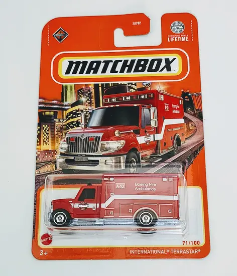 Matchbox 2024 - 71 of 100 MBX City  International Terrastar Boeing Ambulance red HVL75