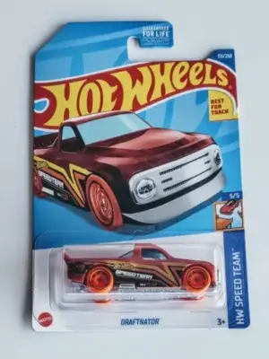 d9a06013-20220403_193506.webp Hot Wheels 2022 HW Speed Team 5 of 5 Draftnator Treasure Hunt Red HCY05