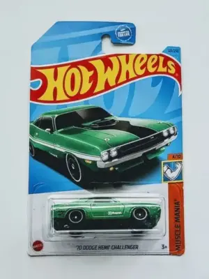 Hot wheels 2023 Muscle Mania 4 of 10 - 1970 Dodge Hemi Challenger green HKJ55