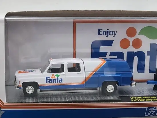 M2 machines Auto Hauler Coco cola series 56000-S02 1973 GMC Sierra 3500 & 1973 GMC Jimmy Sierra white Fanta Livery 23-05