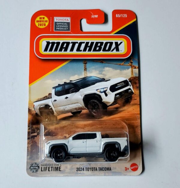 Matchbox 2025 - 65 of 125- 2024 Toyota Tacoma white JBN71
