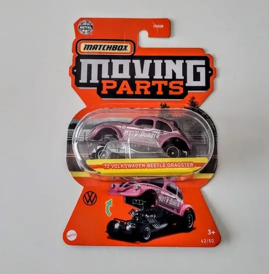Matchbox 2022 Moving Parts 42 of 50 1971 Volkswagen Beetle Roadster purple HFM91
