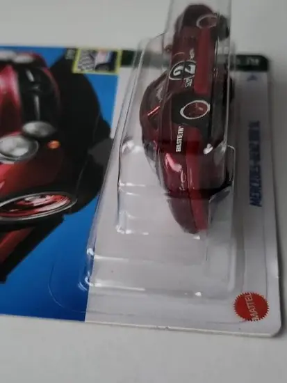 Hot wheels 2023 Retro Racers 3 of 10 Mercedes-Benz 300 SL red Super Treasure Hunt HKL09