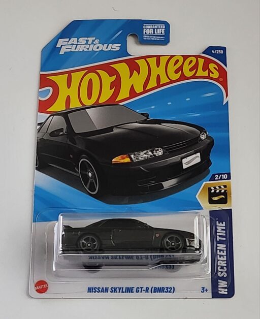 Hot Wheels Nissan Skyline GT-R BNR32 2個 Amazon.com: Hot Wheels Skyline GT R BNR32, Car Culture Premium 2