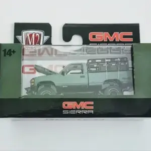 M2 Machines 2023 GMC Chevrolet Series Release 32600-WMTS17 1992 Chevrolet C1500 SS 4x4 green