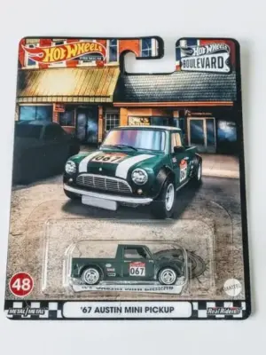 Hot Wheels Car Culture 2022 Boulevard Mix I 48 of 50 - Austin Mini  Pickup Green HCR03