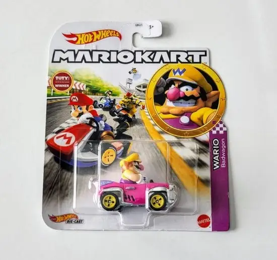 Hot Wheels 2021 Mario Kart Wario w/bad Wagon GRN22