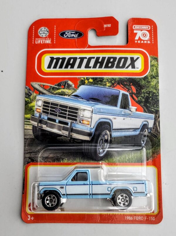 Matchbox 2023 - 84 of 100 1986 Ford F-150 Pickup Light Blue HCY15