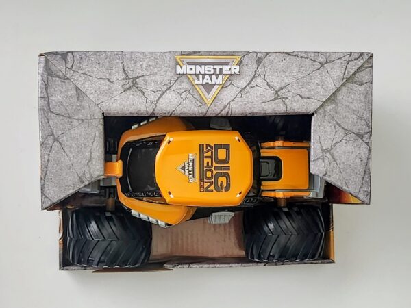 Monster Jam 1: 24 scale JCB Digatron top-view