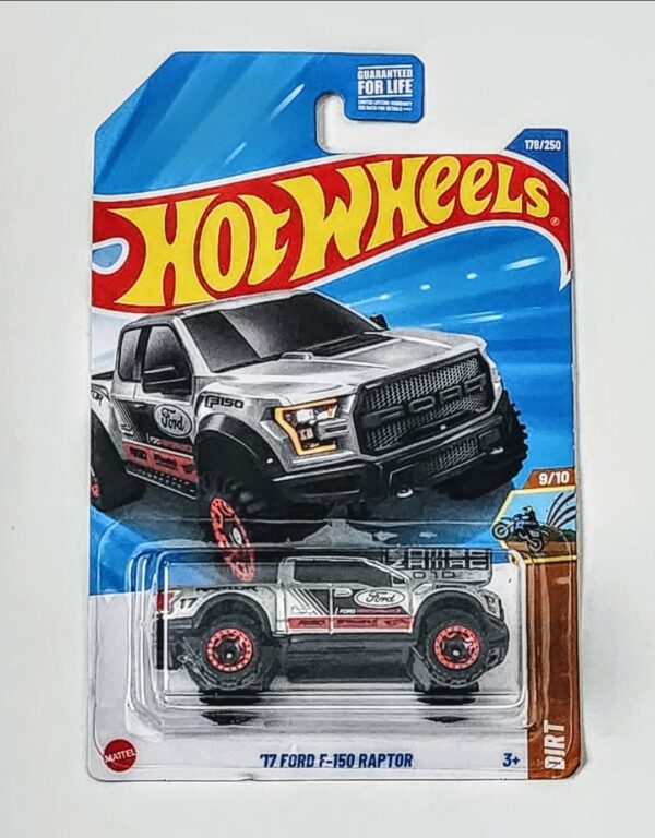 Hot wheels 2025 HW Dirt 2017 Ford F-150 Raptor Zamac